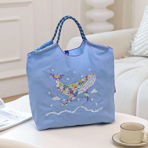 新品 ショルダー クジラ柄 花柄 刺繍エコバッグ Мサイズ トートバッグ くじら刺繍 花柄 青 ブルー