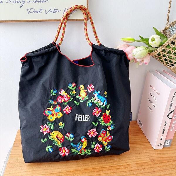 『新品』花・アヒル柄 刺繍 トートバッグ お好きな方 エコバッグ 黒