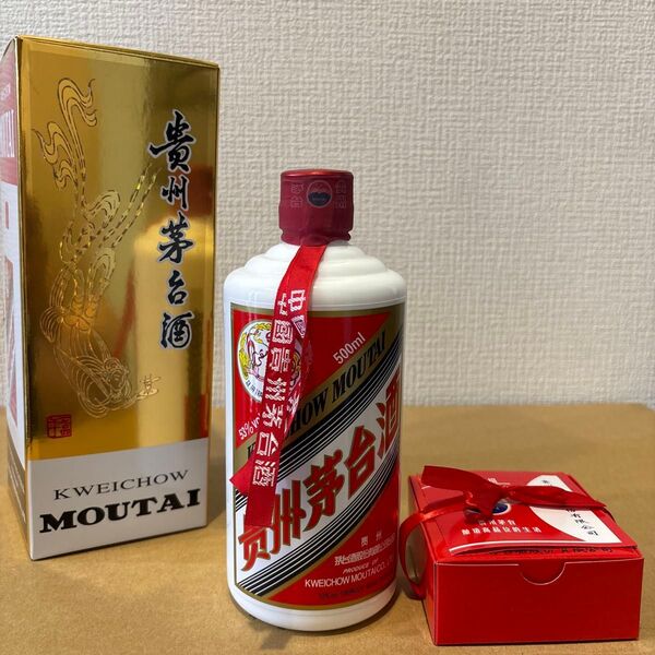 未開封 貴州茅台酒 2022年 天女ラベル ミニグラス付き 白酒 500ml マオタイ酒 中国酒 MOUTAI