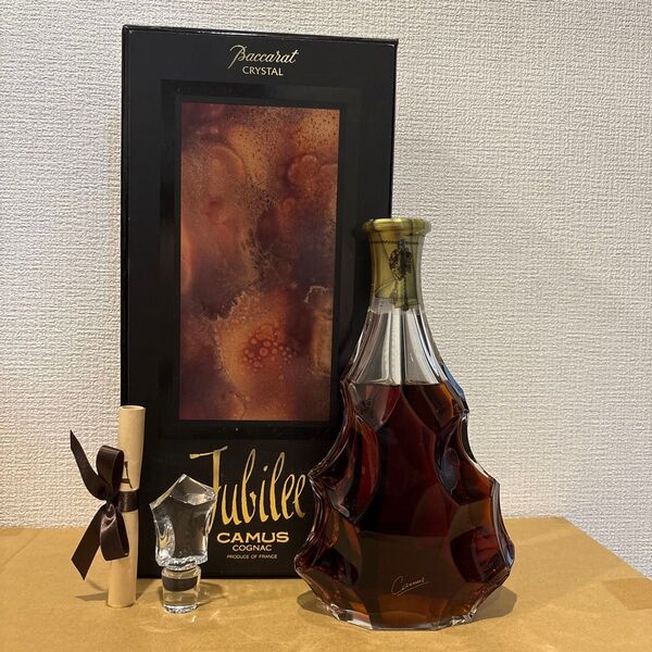 CAMUS Jubilee カミュ ジュビリー バカラ クリスタルボトル 冊・替栓・化粧箱付き 未開封 ブランデー コニャック