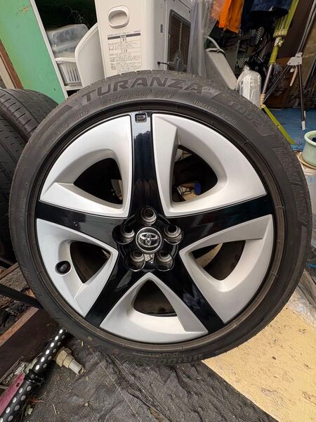 TOYOTA プリウス50系 ツーリング純正17インチタイヤホイール4本セット 215\\45R17 87W 17×7J +50