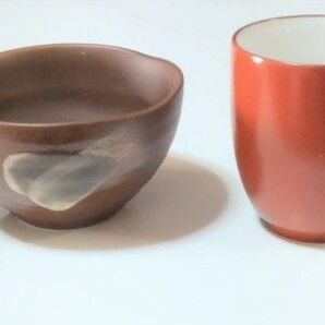 4個セット 常滑焼 弘洋窯 朱泥の湯飲みペア、鉄釉白刷毛 絵付けぐい呑みペア