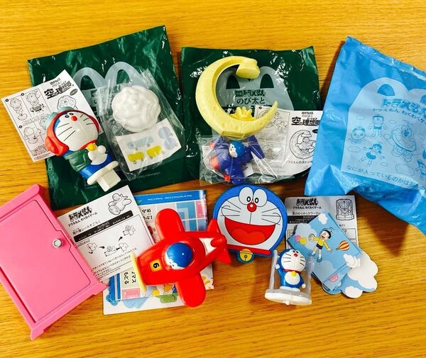 ハッピーセット マクドナルド ドラえもん 7点セット どこでもドア 新品あり マック すごろく カードゲーム ユートピア