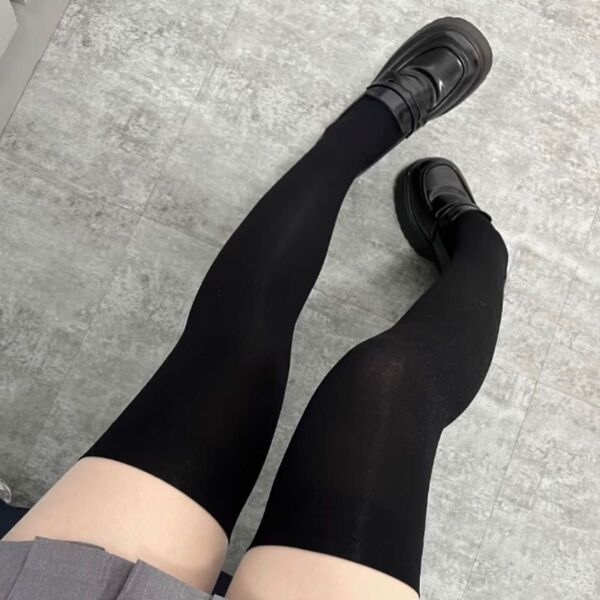 ニーハイソックス 黒