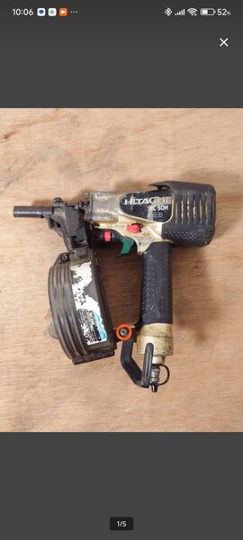 ジャンク HITACHI ヒタチ 高圧 コンクリート 釘打機 NC50H
