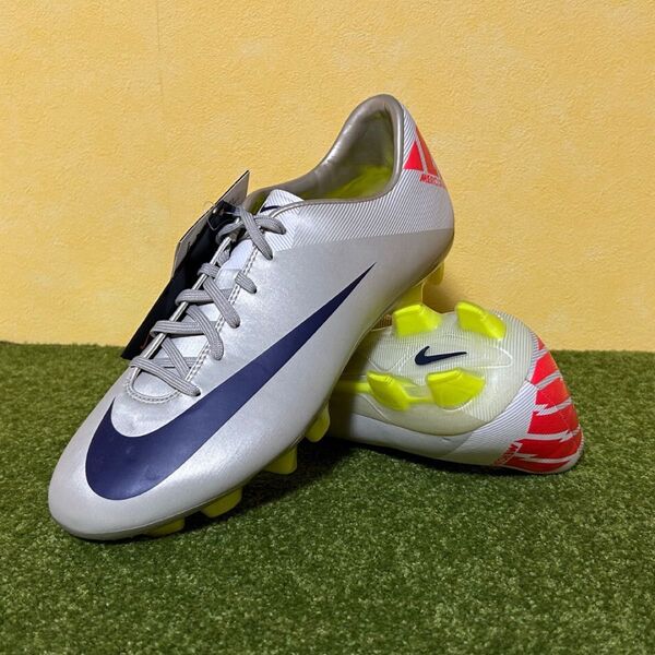 【新品・未使用】NIKE ナイキ サッカースパイク マーキュリアル ヴェイパー 25.0cm 廃盤 激レア