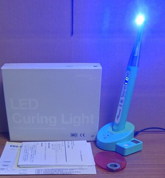 R7.0719.② 歯科 器具 機器 診療 技工 プレミアムプラスC02-Dデュアル? LED光照射器?光重合器?ネイル? 現状品