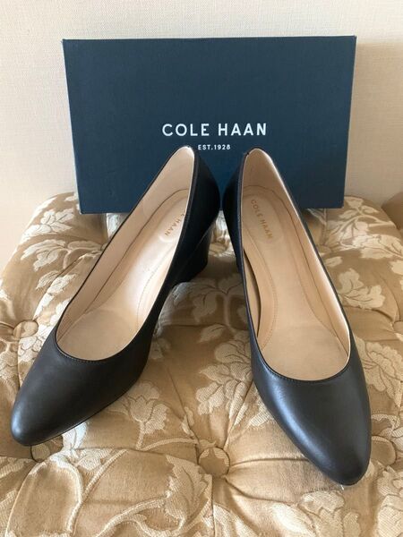 COLE HAANブラック黒コールハーン24.5ウェッジソールパンプス 靴 フォーマル冠婚葬祭