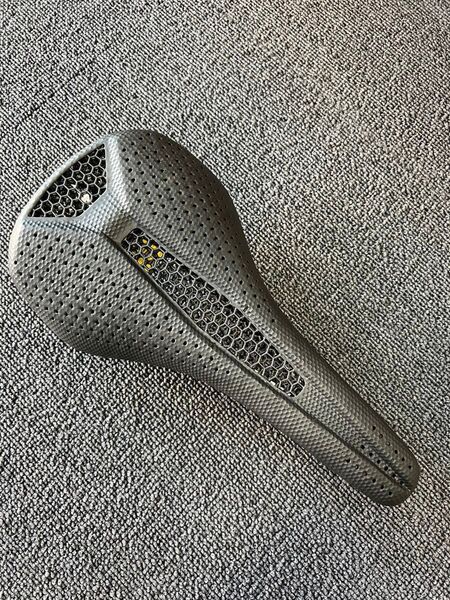 SPECIALIZED スペシャライズド S-WORKS PHENOM MIRROR 143mmサドル 美品