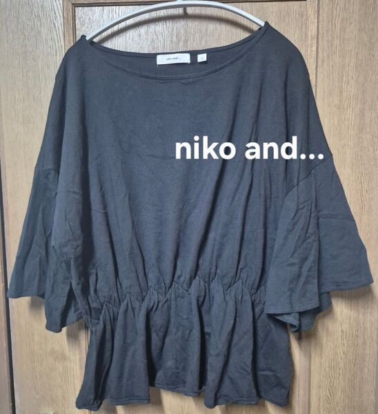 niko and ... デザインTシャツ③Mサイズ 美品 袖フレア ウエストギャザー ベルスリーブ ニコアンド