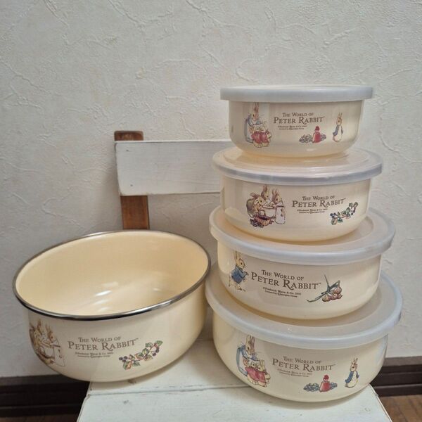 Peter Rabbit ホーロー保存容器 5個セットピーターラビット