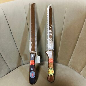 冷凍食品用とパン用ナイフ