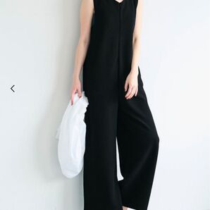 coca エンボス加工フロントジップオールインワン ブラック M 新品
