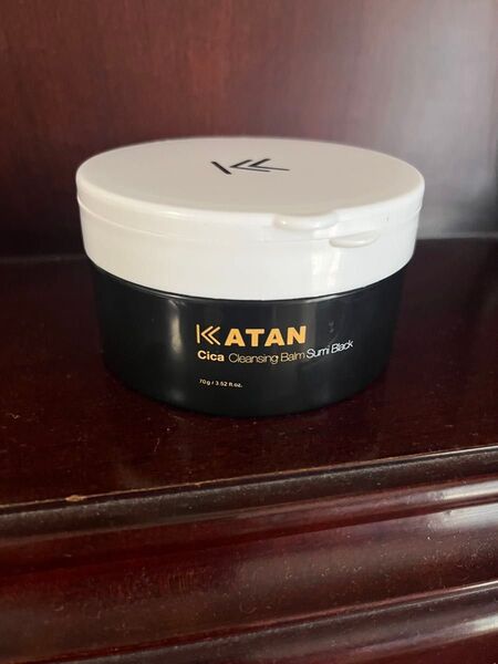 KATAN Cica Cleansing Balm Sumi Black