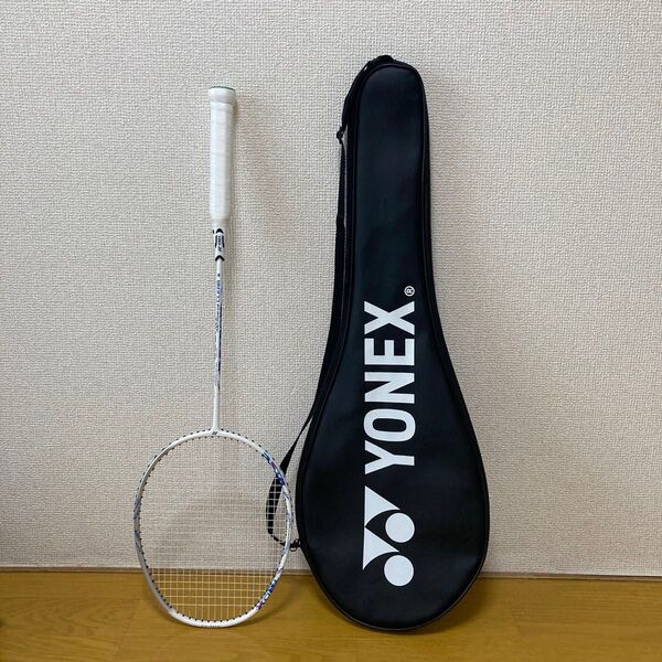 ヨネックス YONEX バドミントンラケット アストロクス02クリア