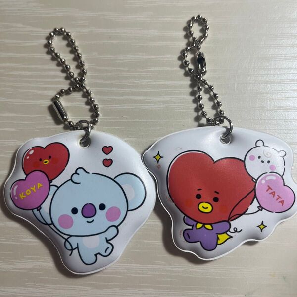 BT21 KOYA TATA ラバーキーホルダー 2個セット