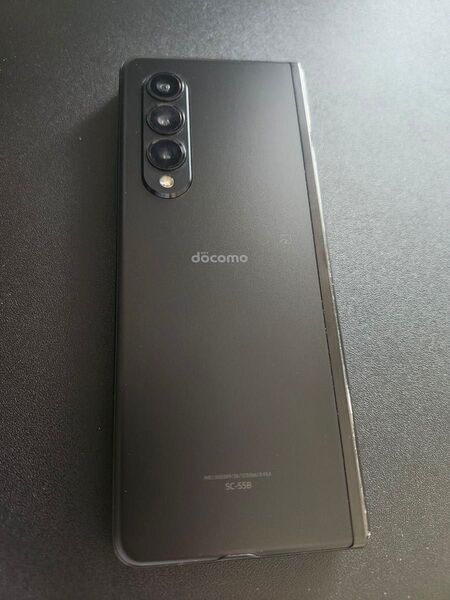 docomo galaxy z fold3 訳あり
