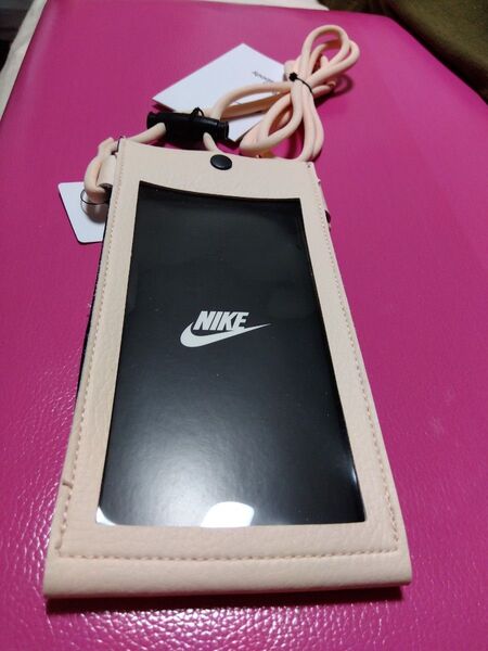 ナイキ スマホショルダー ショルダーケース