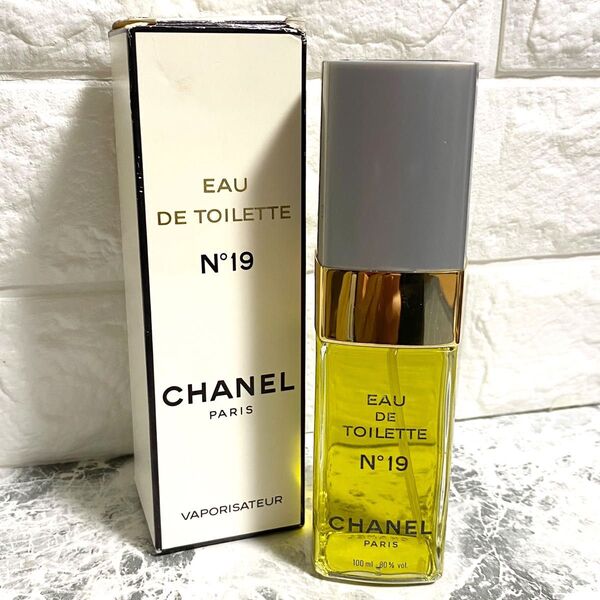 CHANEL No19 EAU DE TOILETTE シャネル オードトワレ EDT 香水 100ml