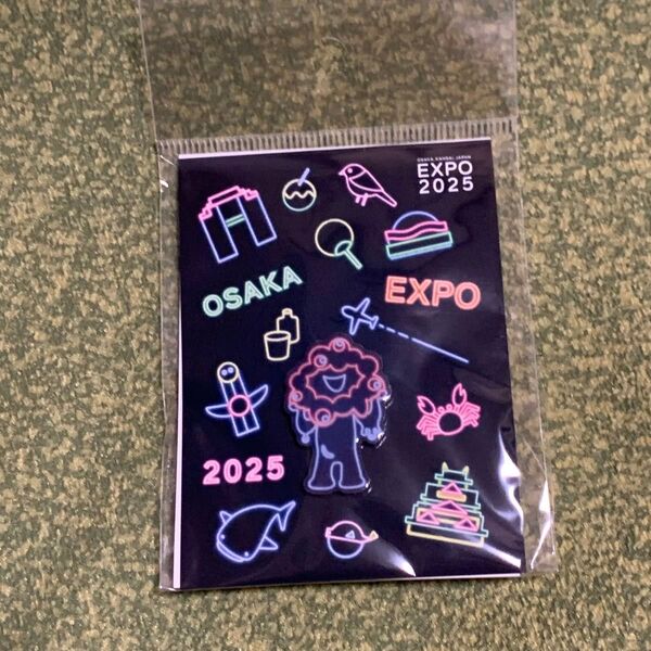 大阪関西万博 EXPO2025 ミャクミャク ピンバッジ ピンバッチ ネオン