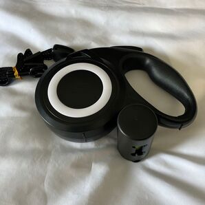 ペット用伸縮リード 8m ゴミ袋ケース付き