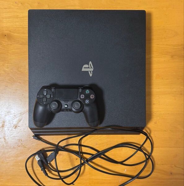 【動作確認済み】PS4 PRO CUH-7200B 1TBジェットブラック 他3点付き