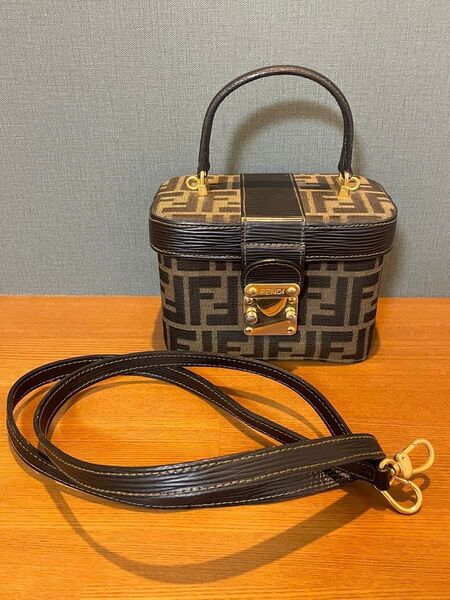 FENDI フェンディ ズッカ 2way ハンドバッグ ミニショルダーバッグ