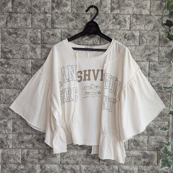 【サマンサモスモスSamansaMos2】 ホワイト フリル袖Tシャツ