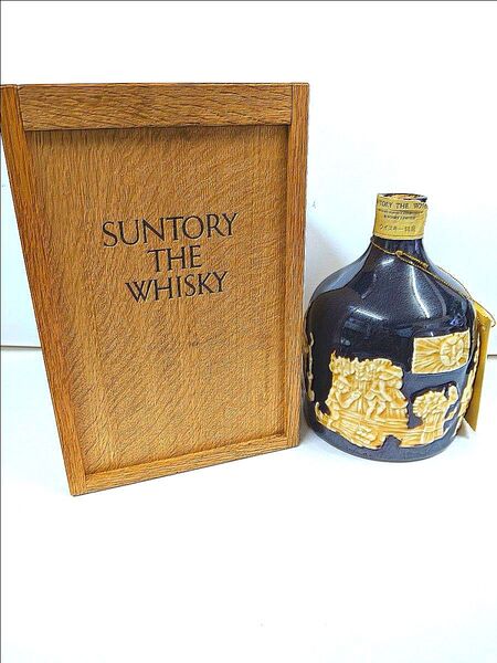 古酒 サントリー ザ・ウイスキー 760ml 有田焼 コルク折れ