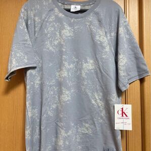 【新品】カルバンクラインTシャツ