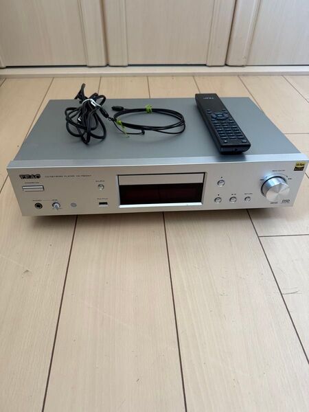 【美品】TEAC CDプレーヤー CD-P800NT-S リモコン付き