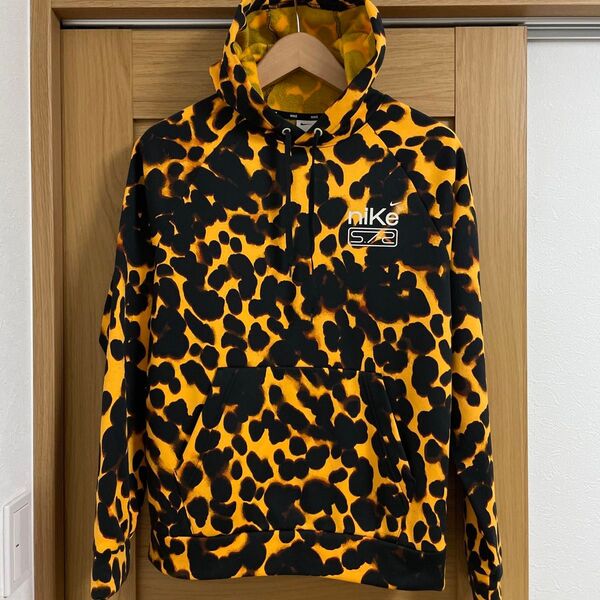 NIKE ナイキ Studio '72 Therma-FITパーカー レオパード