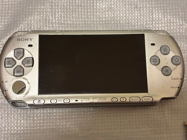 動作確認済み 液晶無傷 PSP プレイステーション・ポータブル ミスティックシルバー PSP-3000KMS 本体のみ 現状販売