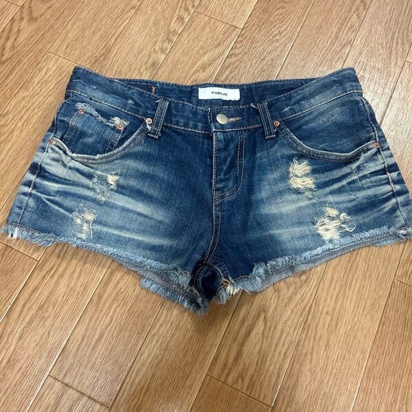 美品 レディース デニムショートパンツ ダメージ ローカット M