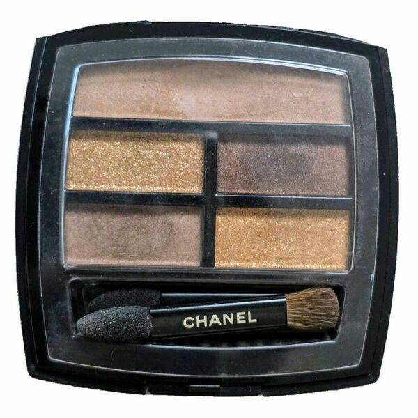 CHANEL レベージュパレットルガール ディープ