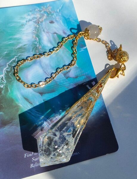水晶 ペンデュラム 虹入り 高次元 スピリチュアル