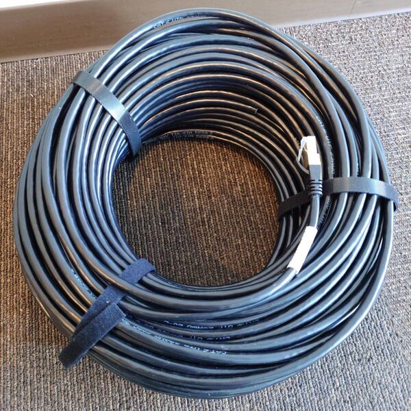 LANケーブル CAT6 UTP 23AWG 60℃ 30V 屋外用