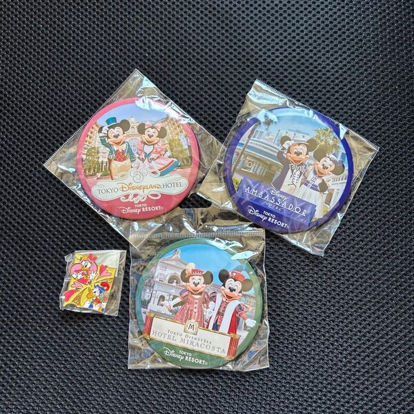 ディズニーホテル 缶バッジ3個セットと東京ディズニーシー非売品ピンバッヂ