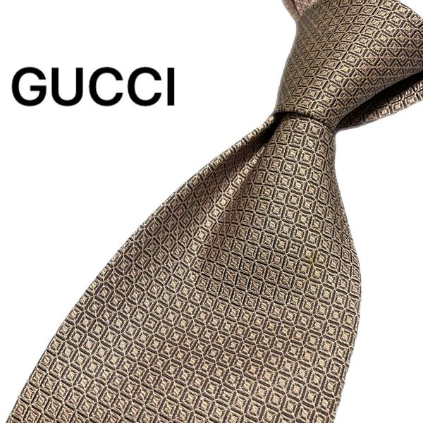 【正規品◎匿名発送】定価26,200円 gucci グッチ ネクタイ スクエア ドット柄 ピンク 送料無料