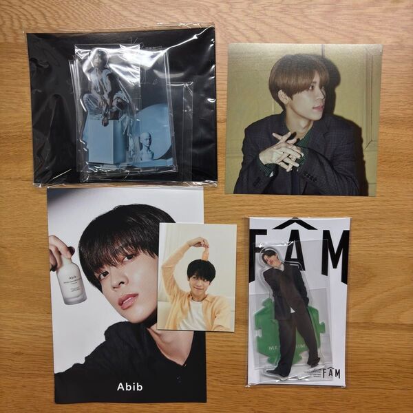 【クーポンで500円オフ】【松島聡】コ。展 FAM アクスタ 2つ Abib トレカ まとめ売り timelesz