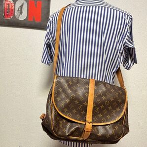 LOUIS VUITTON ルイヴィトン ソミュール35 ショルダーバッグ モノグラム