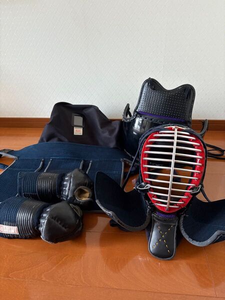 子供用 小学生 剣道防具一式 中古 面 胴 小手 垂れ ナップザック型収納袋