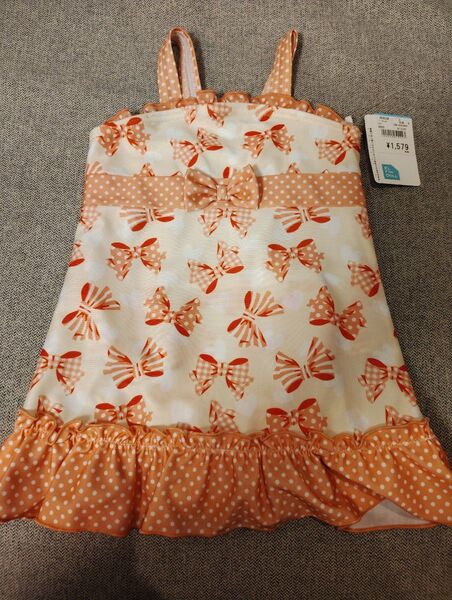 【新品】女の子 水着 110cm