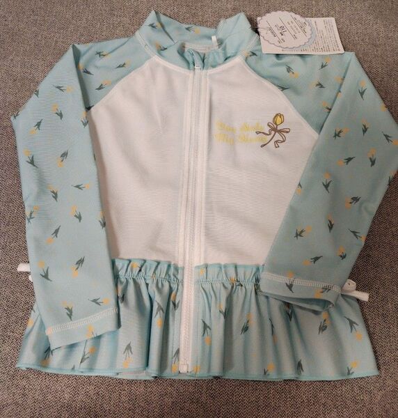【新品】女の子 ラッシュガード 110