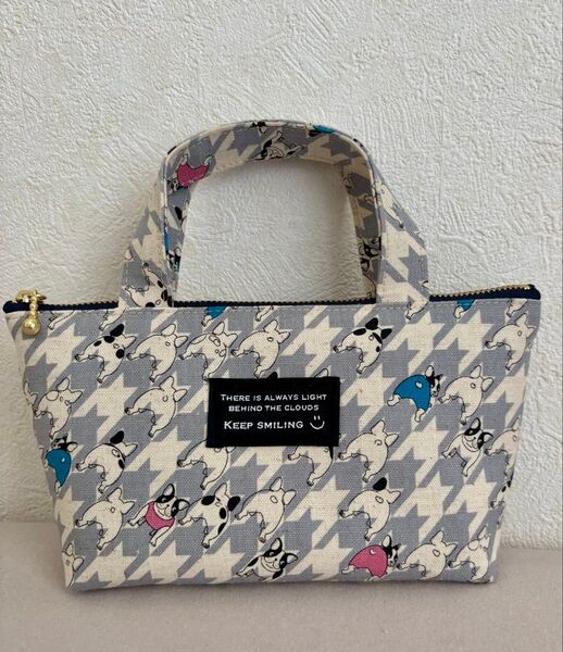 ハンドメイド★ポーチ★バッグインバッグ★持ち手付きポーチ