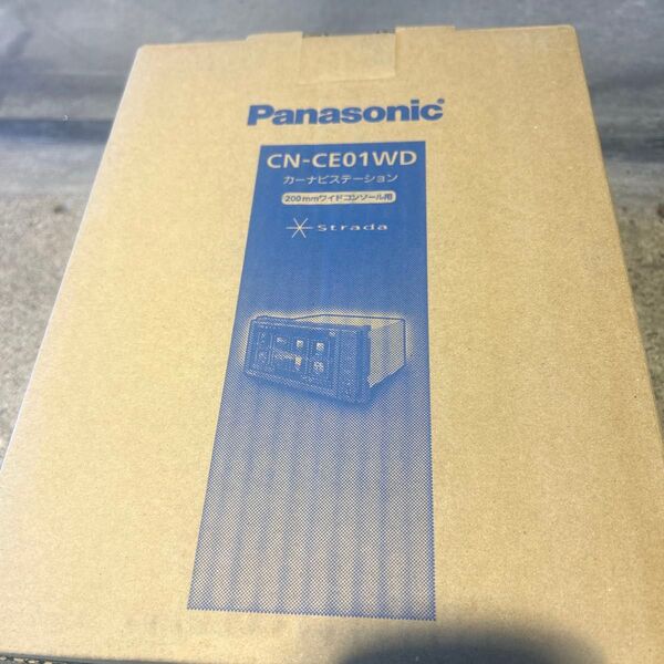 Panasonic CN-CE01WD カーナビゲーション Strada