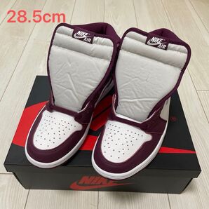 NIKE AIR JORDAN 1 HIGH OG "Bordeaux"