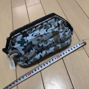 がま口ポーチ 新品