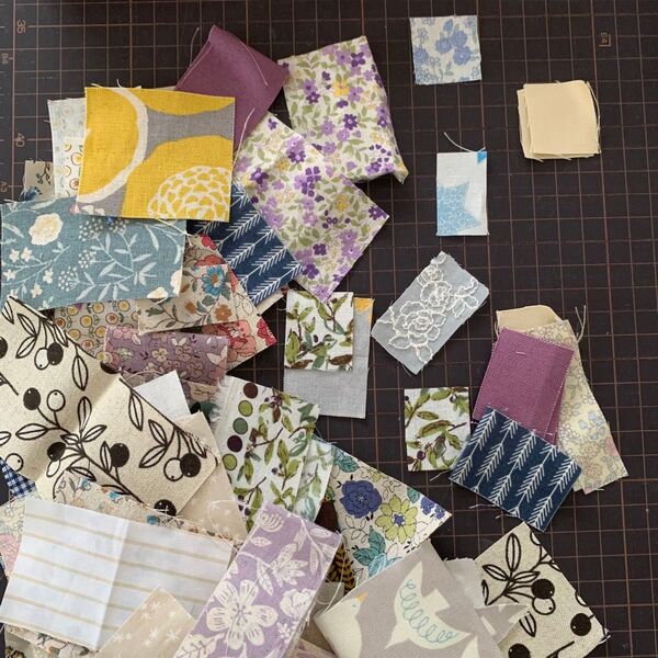 はぎれ 生地 カットクロス まとめ売り パッチワーク ハギレ 布 ハンドメイド 北欧柄 花柄