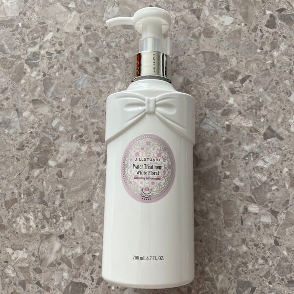 ジルスチュアート ホワイトフローラル ウォータートリートメント 200ml